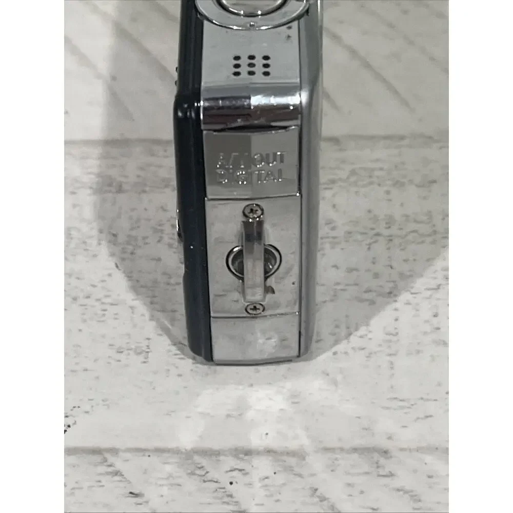 Canon PowerShot SD630 Digital ELPH Camera 6.0MP 3X Zoom Silver Lightweigh Tested
